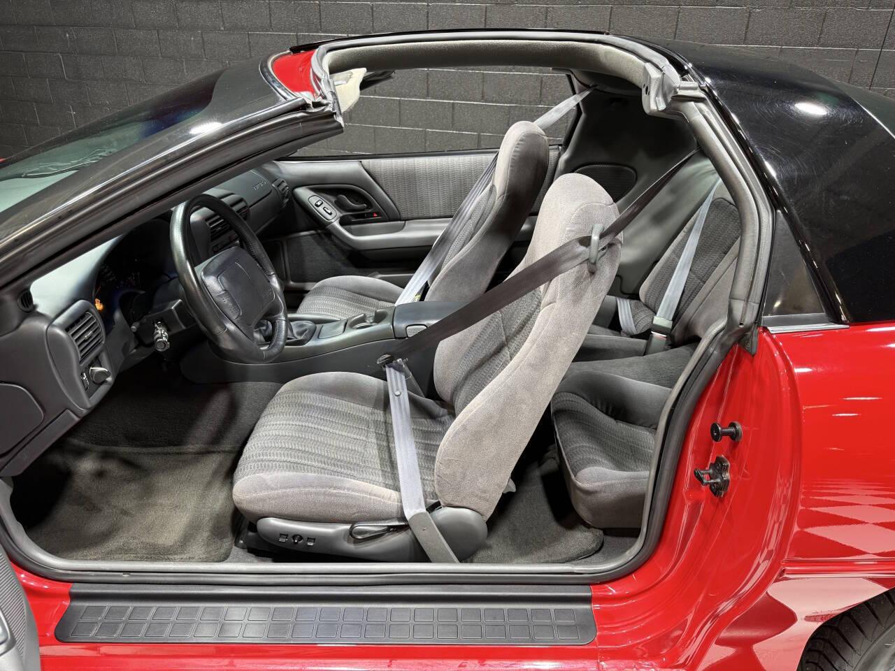 1998 Chevrolet Camaro 44