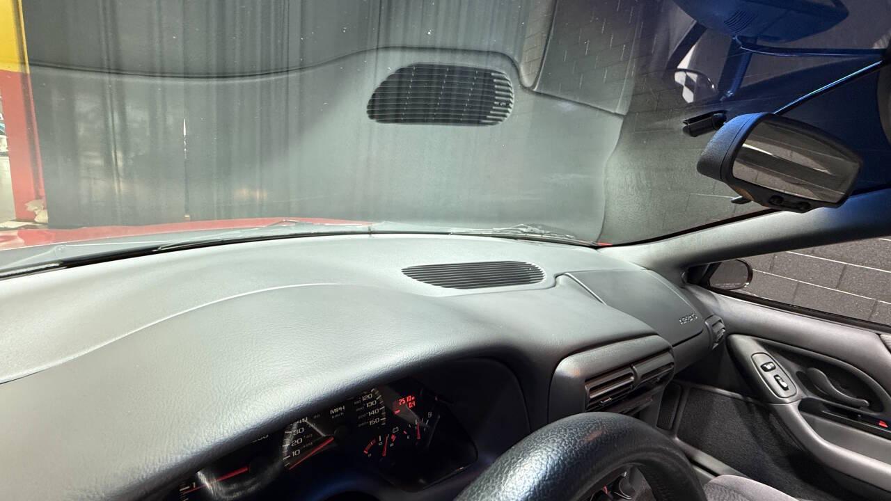 1998 Chevrolet Camaro 102