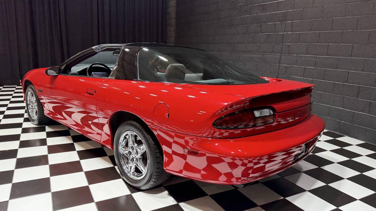 1998 Chevrolet Camaro 23