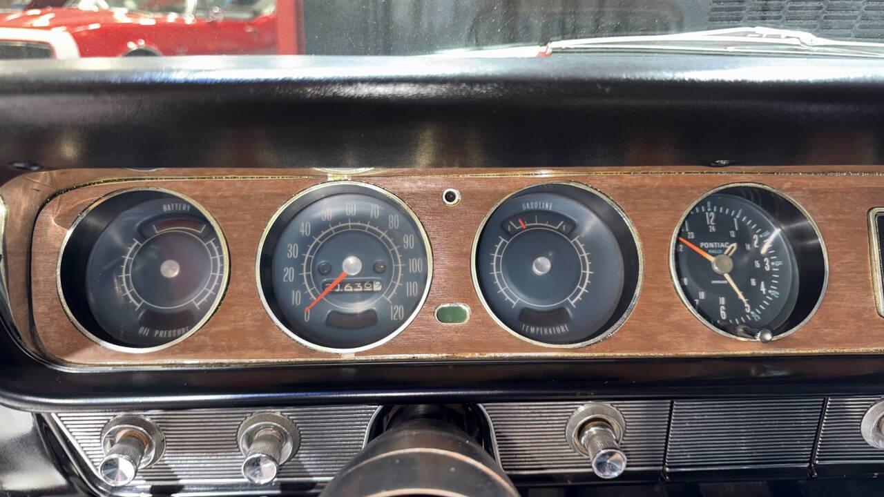 1965 Pontiac GTO 230
