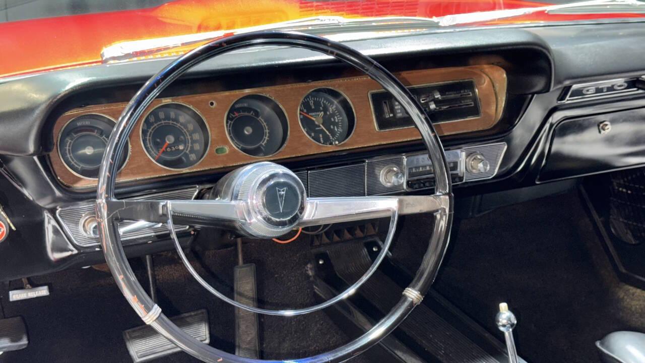 1965 Pontiac GTO 8