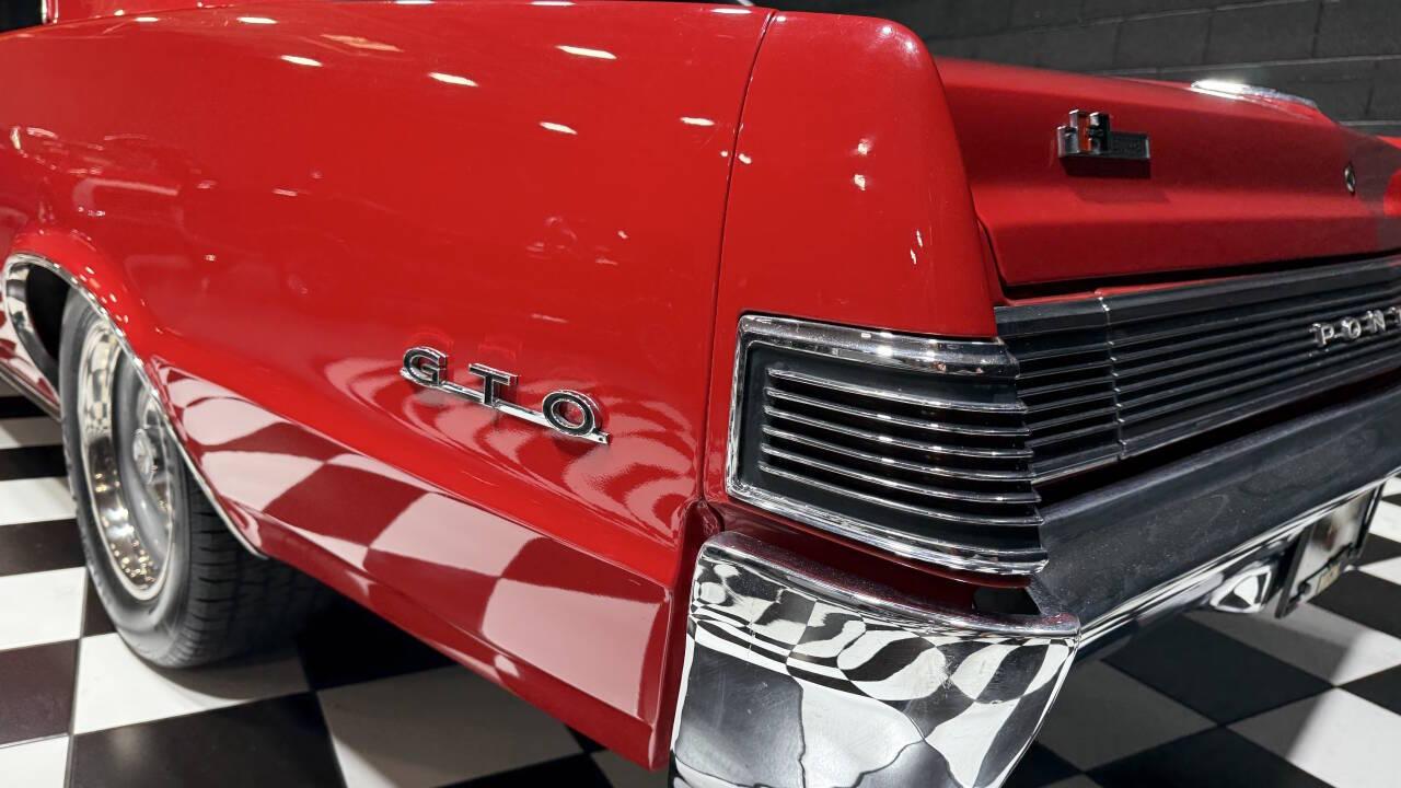 1965 Pontiac GTO 110