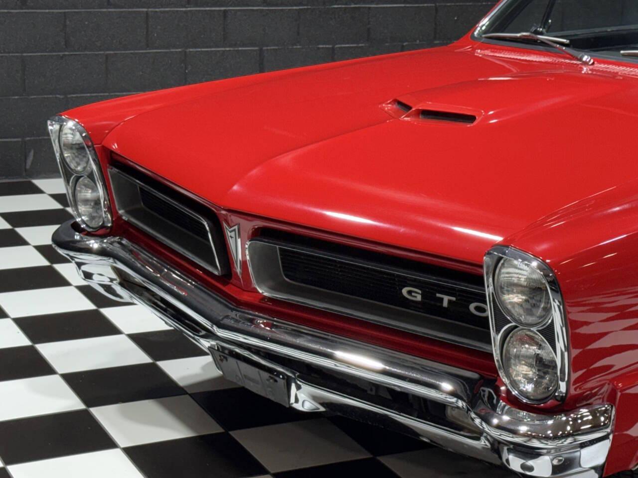 1965 Pontiac GTO 20