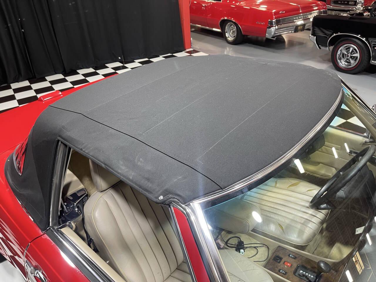 1989 Mercedes-Benz 560SL 72