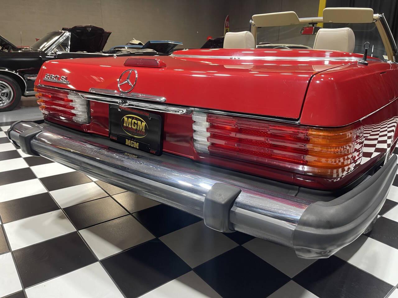 1989 Mercedes-Benz 560SL 116