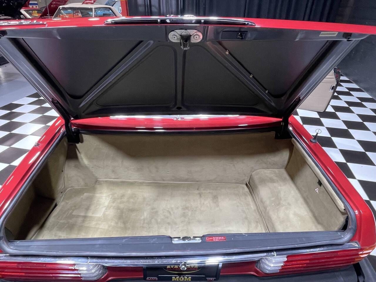 1989 Mercedes-Benz 560SL 13