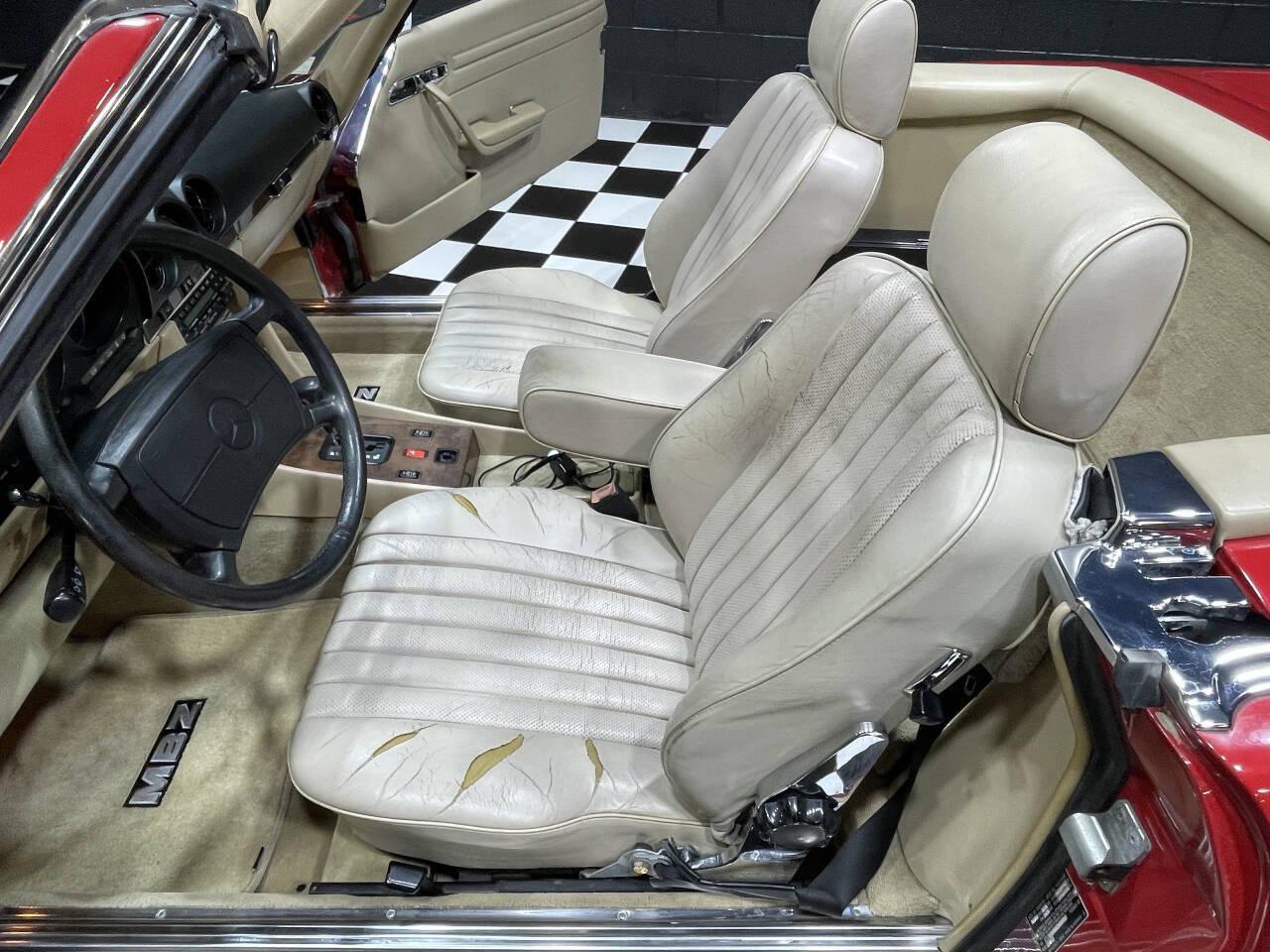 1989 Mercedes-Benz 560SL 240