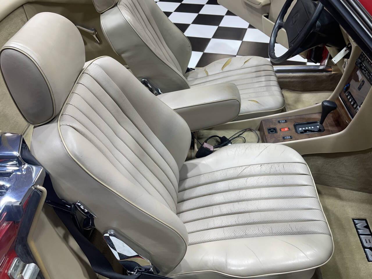 1989 Mercedes-Benz 560SL 260