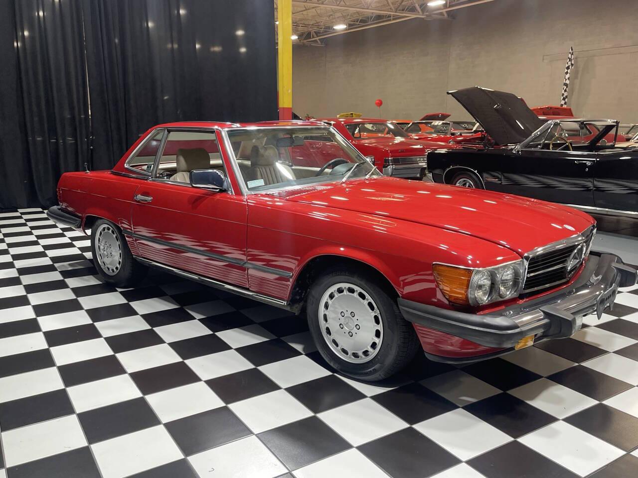 1989 Mercedes-Benz 560SL 37