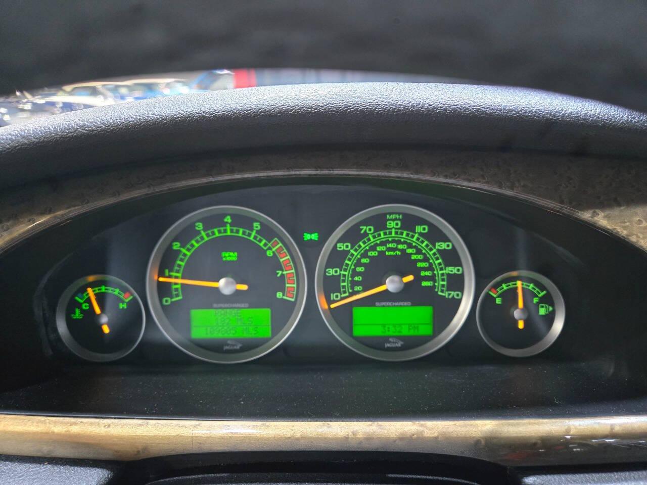 2005 Jaguar S-Type R 11
