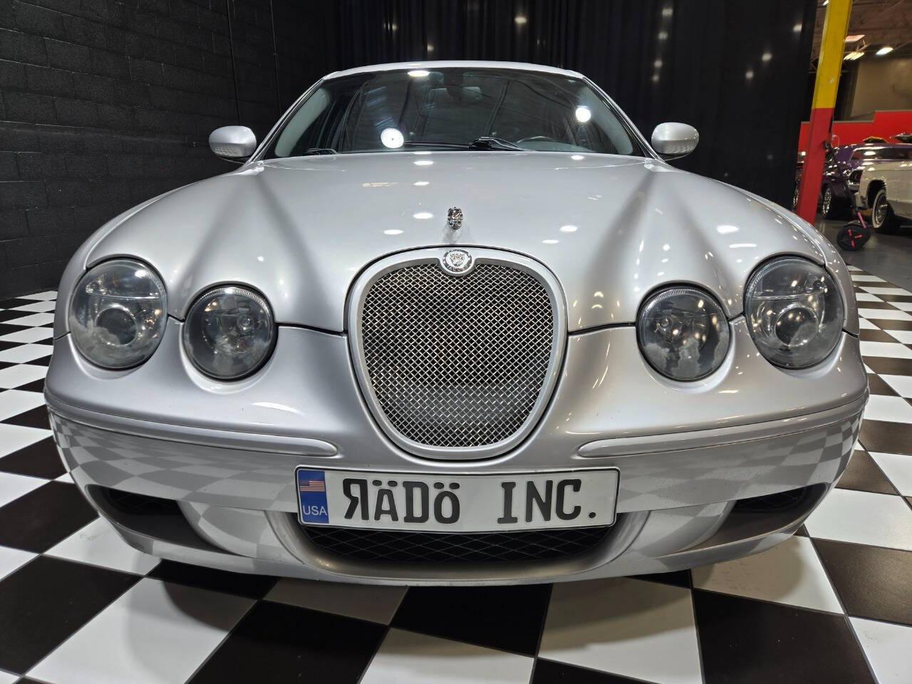 2005 Jaguar S-Type R 5