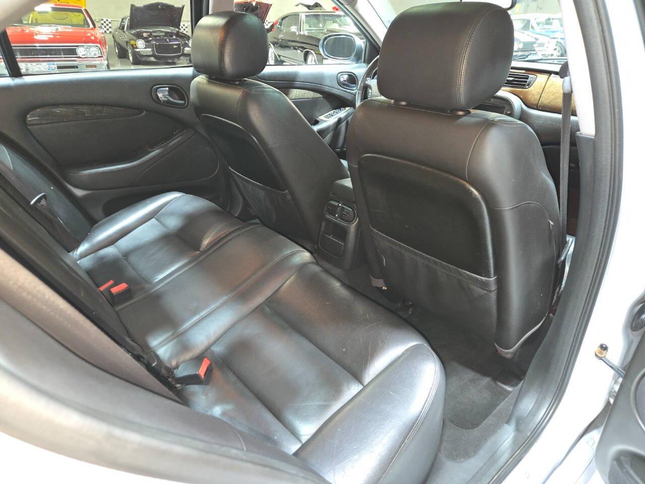 2005 Jaguar S-Type R 62