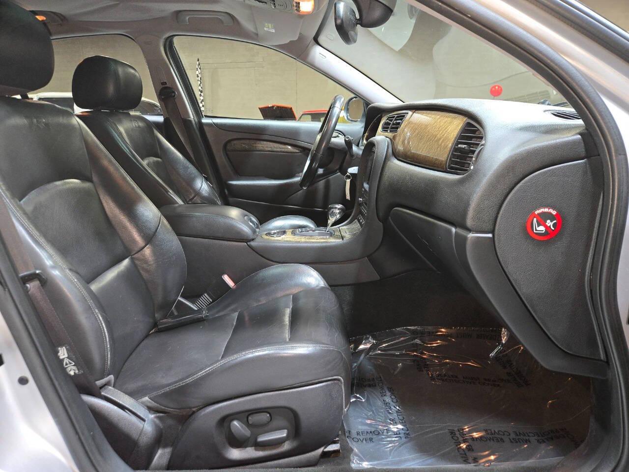2005 Jaguar S-Type R 64