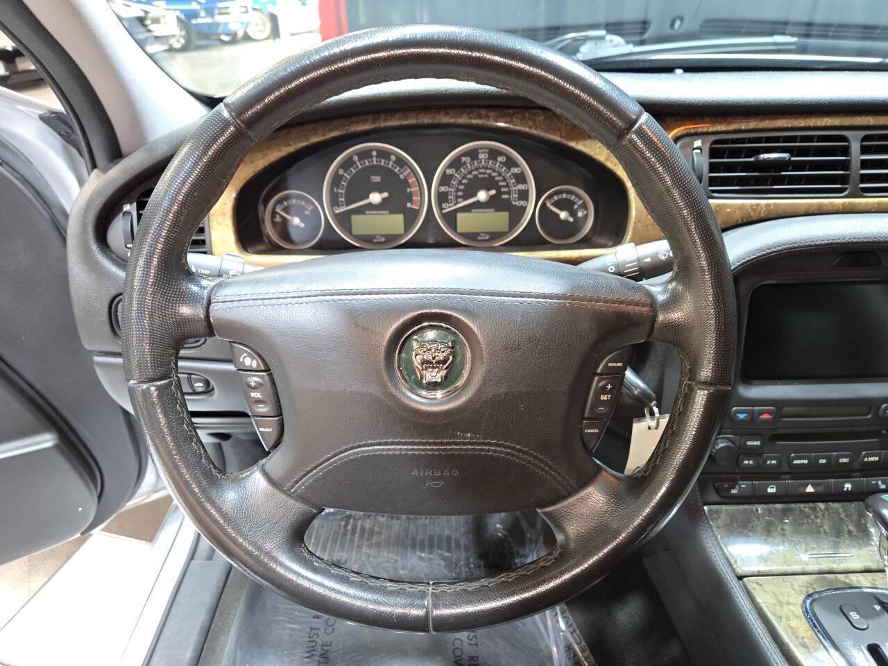 2005 Jaguar S-Type R 75