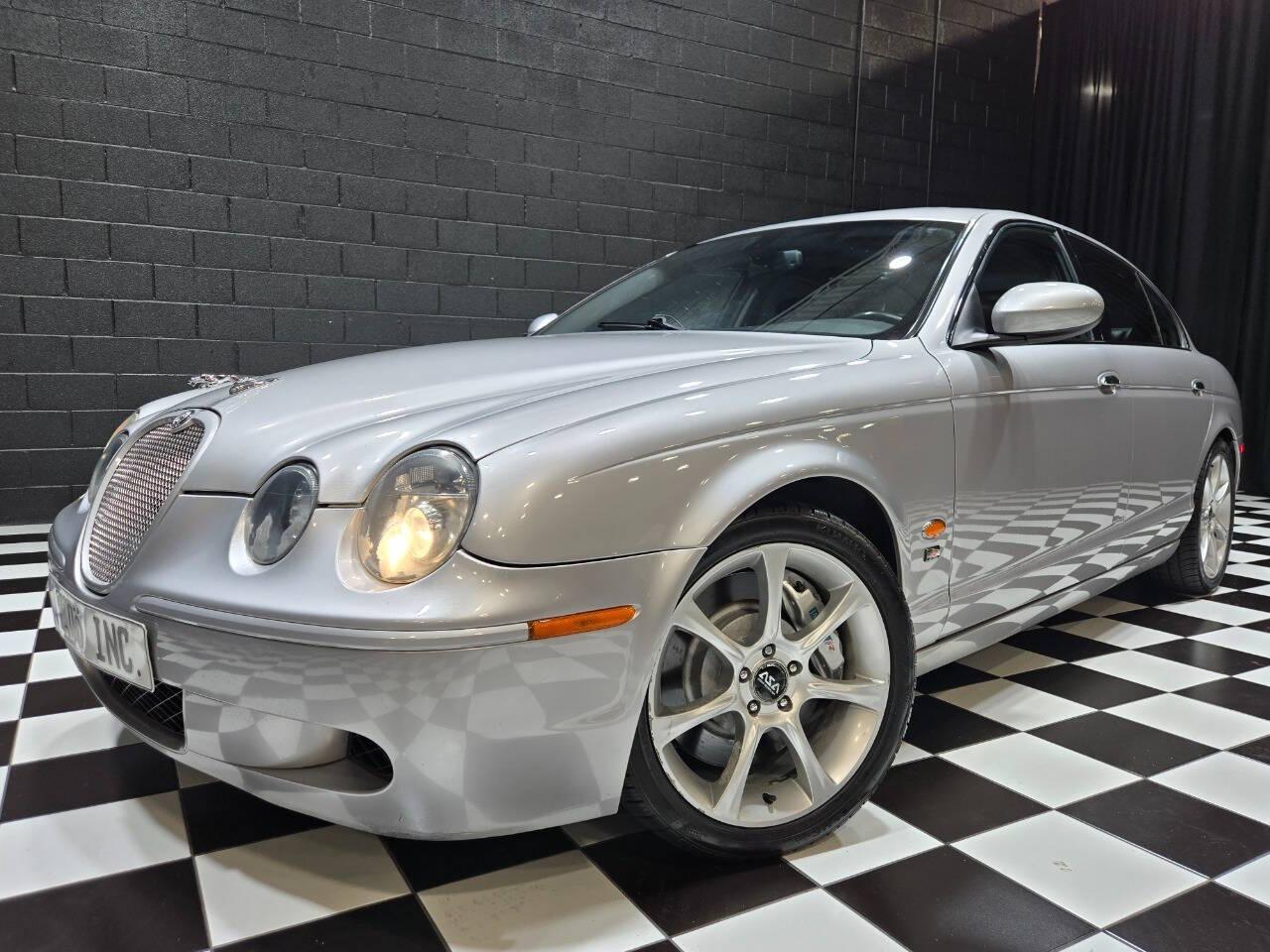 2005 Jaguar S-Type R 85