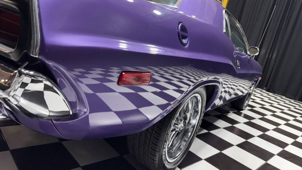 1972 Dodge Challenger 56