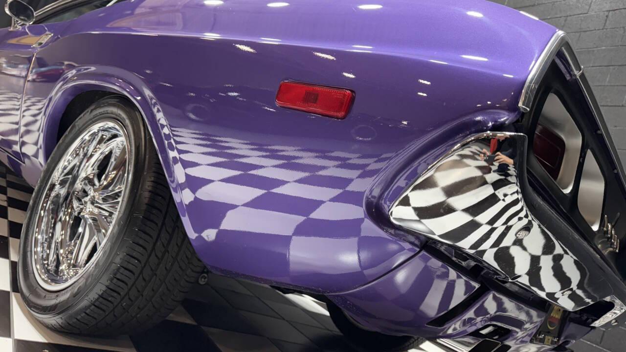 1972 Dodge Challenger 77