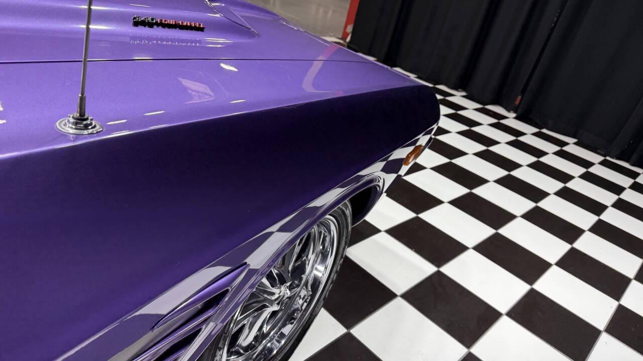 1972 Dodge Challenger 98