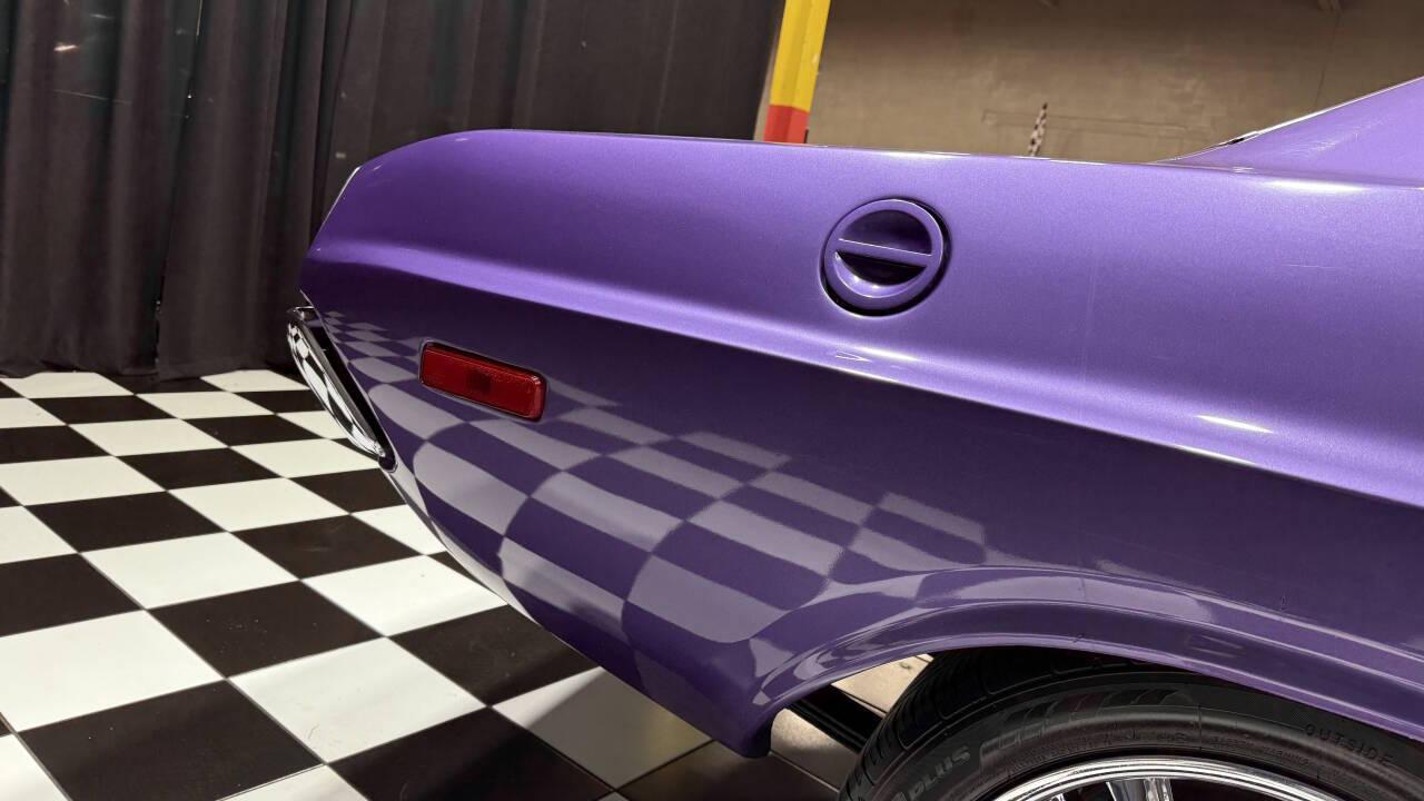 1972 Dodge Challenger 102