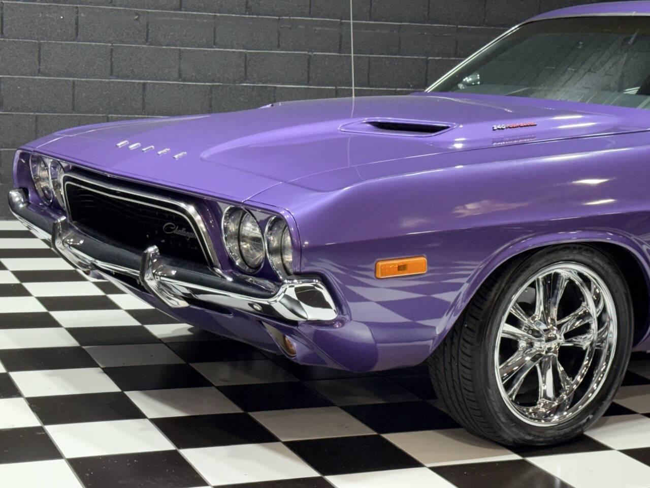 1972 Dodge Challenger 17
