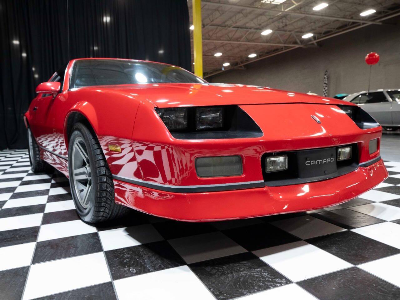1987 Chevrolet Camaro 32