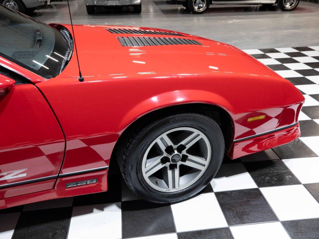 1987 Chevrolet Camaro 35