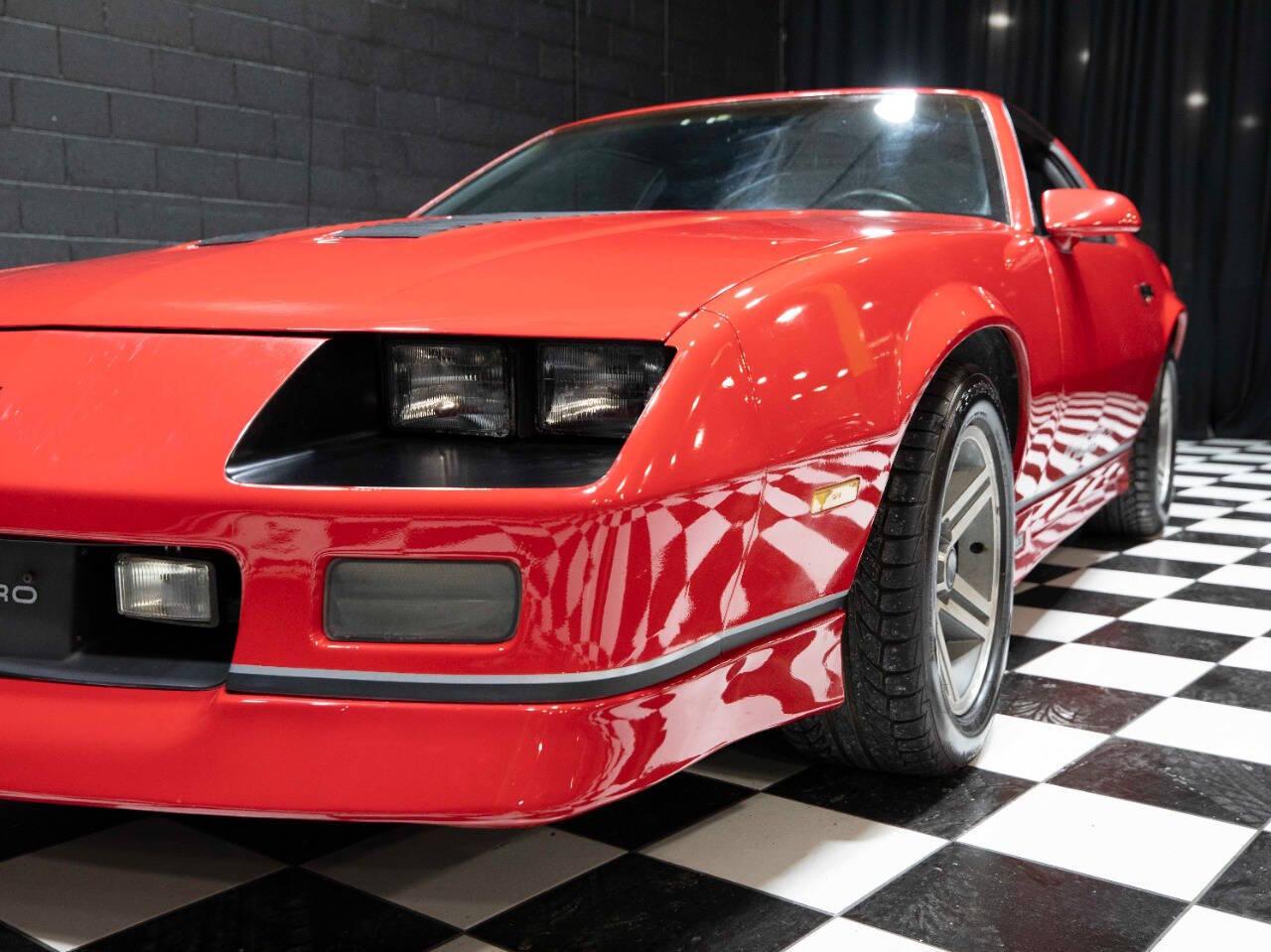 1987 Chevrolet Camaro 26