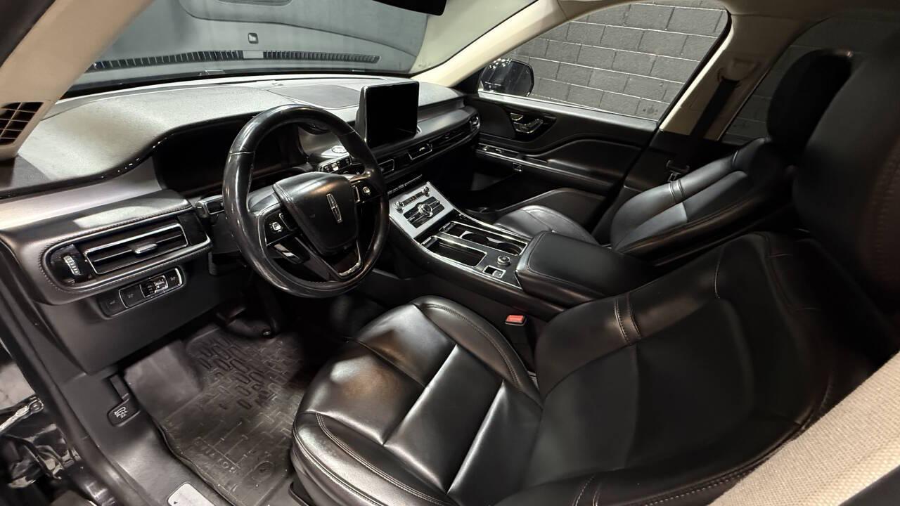 2021 Lincoln Aviator 99