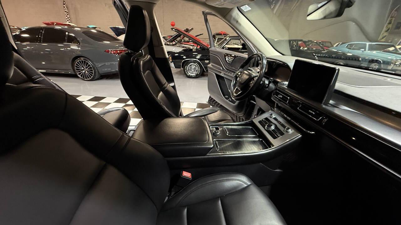 2021 Lincoln Aviator 121