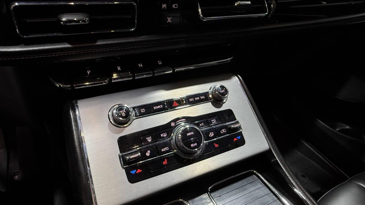 2021 Lincoln Aviator 141