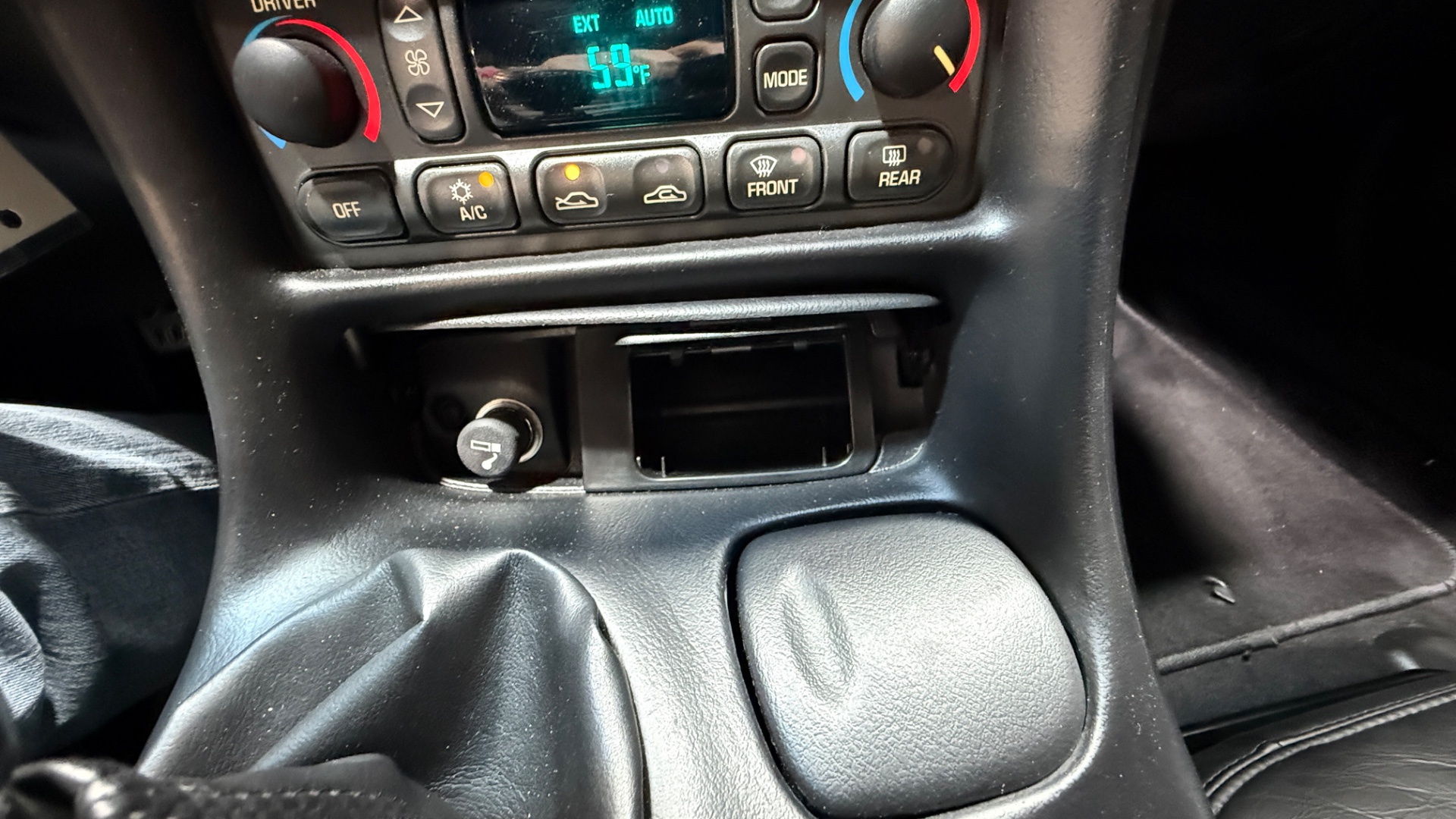 2003 Chevrolet Corvette 228
