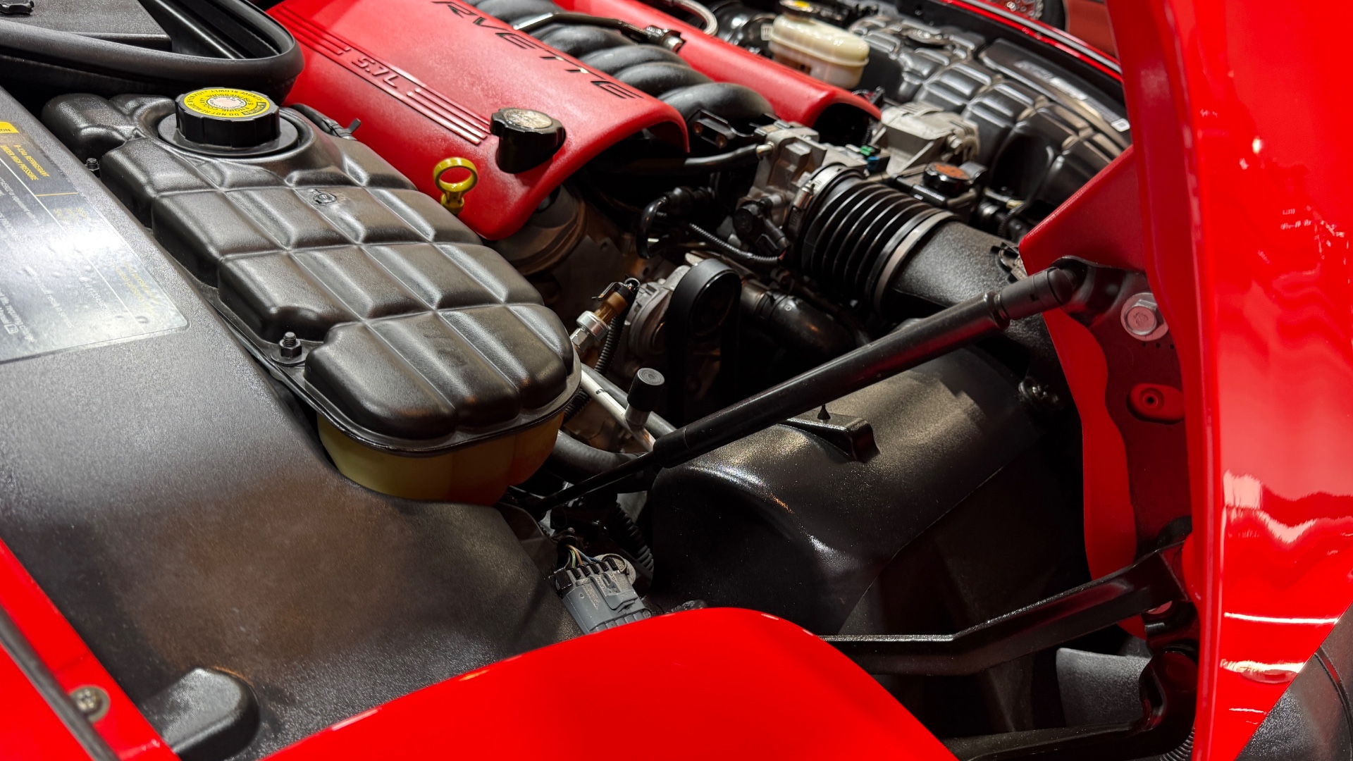 2003 Chevrolet Corvette 273