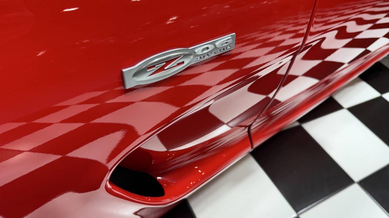 2003 Chevrolet Corvette 102