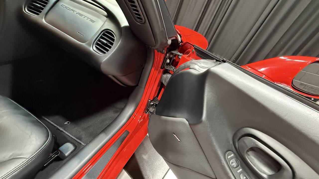2003 Chevrolet Corvette 196