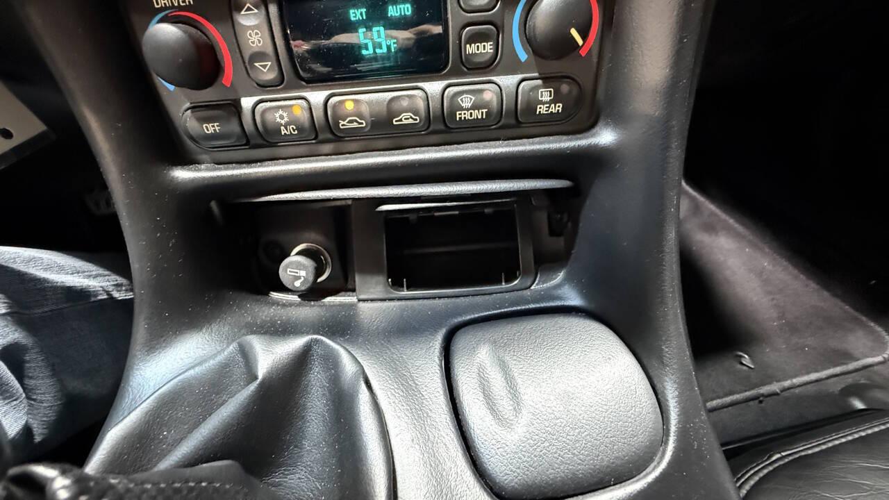 2003 Chevrolet Corvette 218