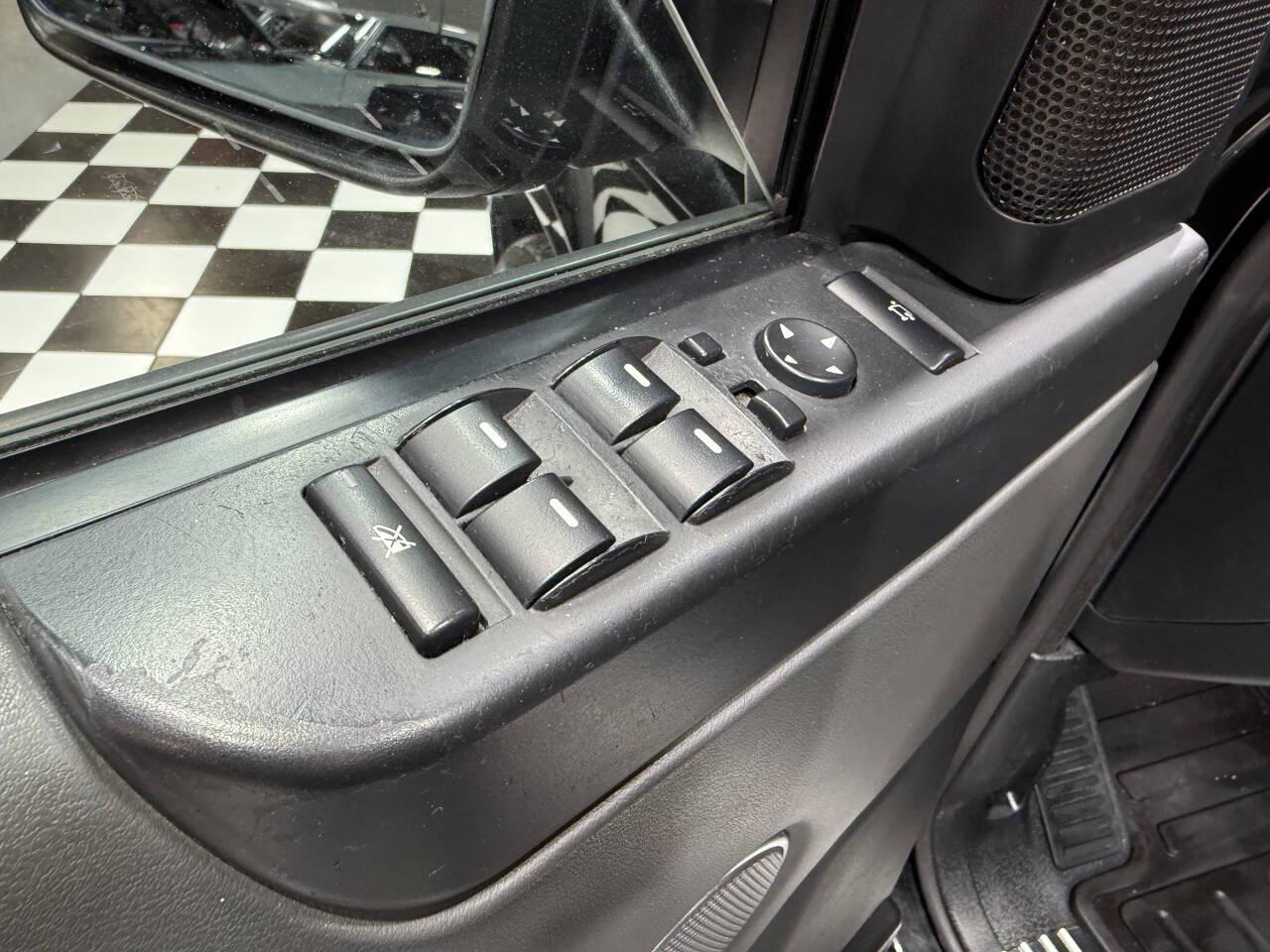 2005 Land Rover Range Rover 125