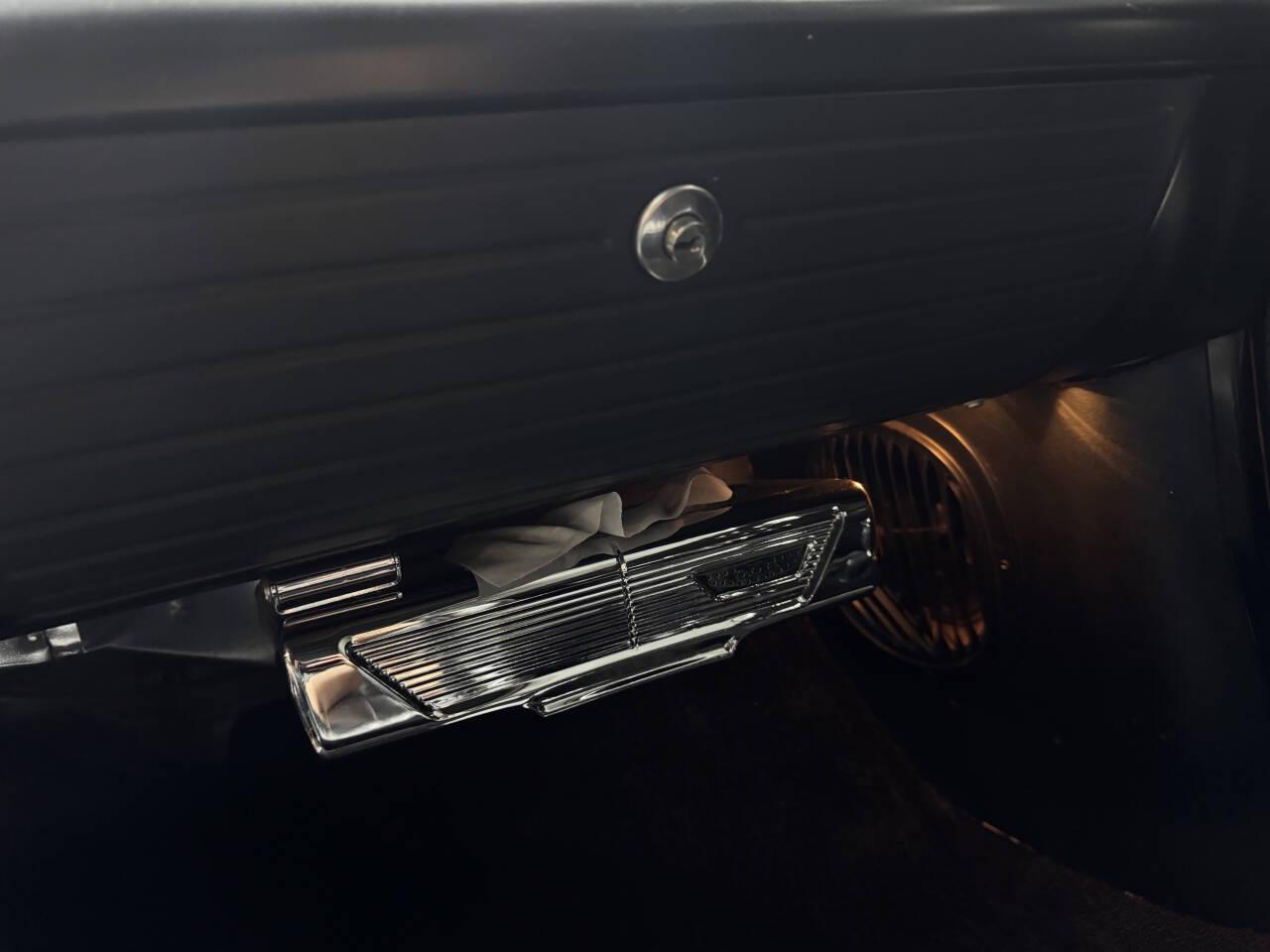 1963 Chevrolet Impala 153