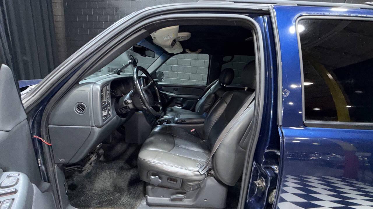 2002 Chevrolet Avalanche 40