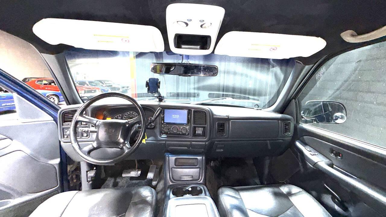 2002 Chevrolet Avalanche 6