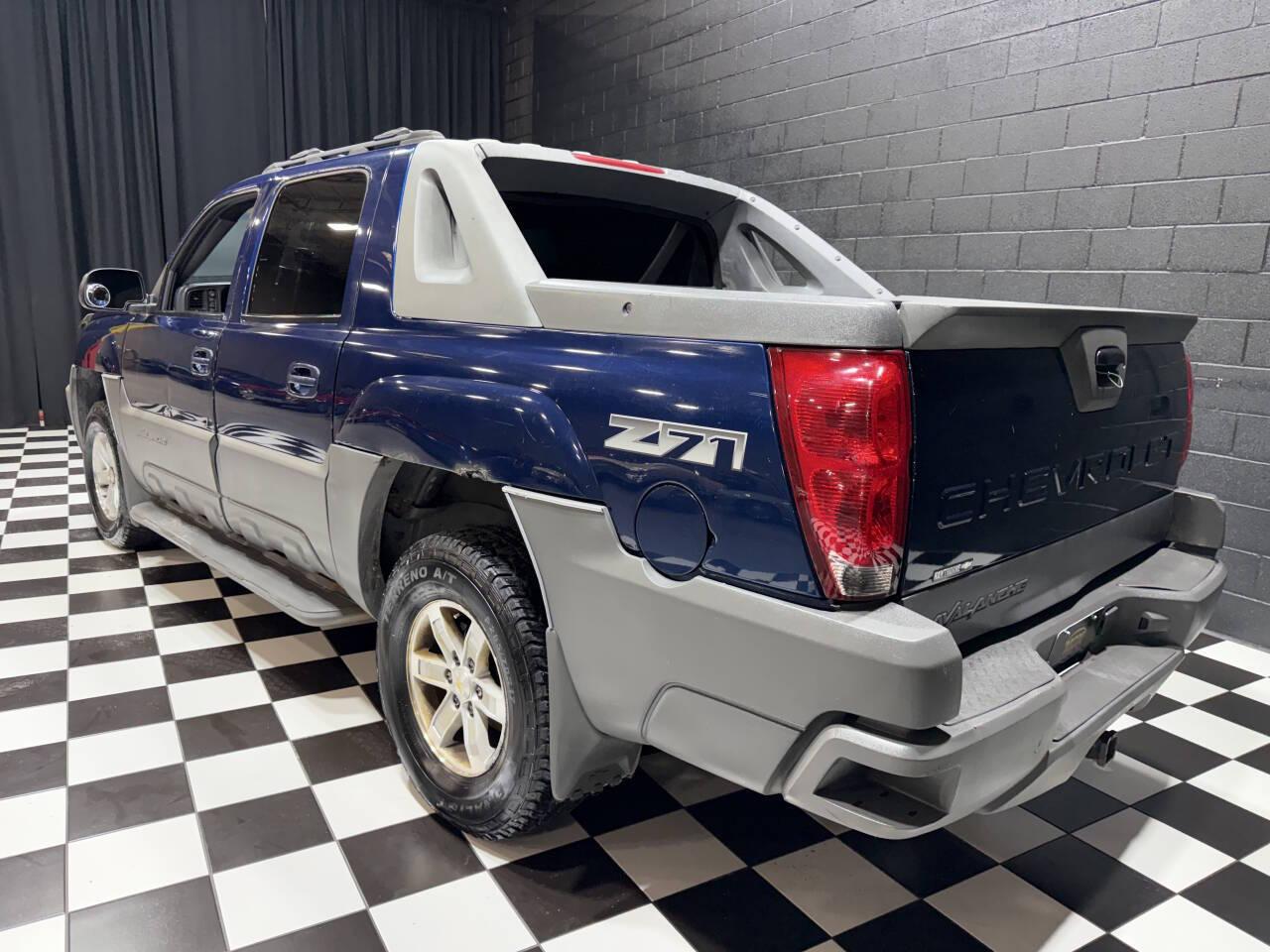 2002 Chevrolet Avalanche 18