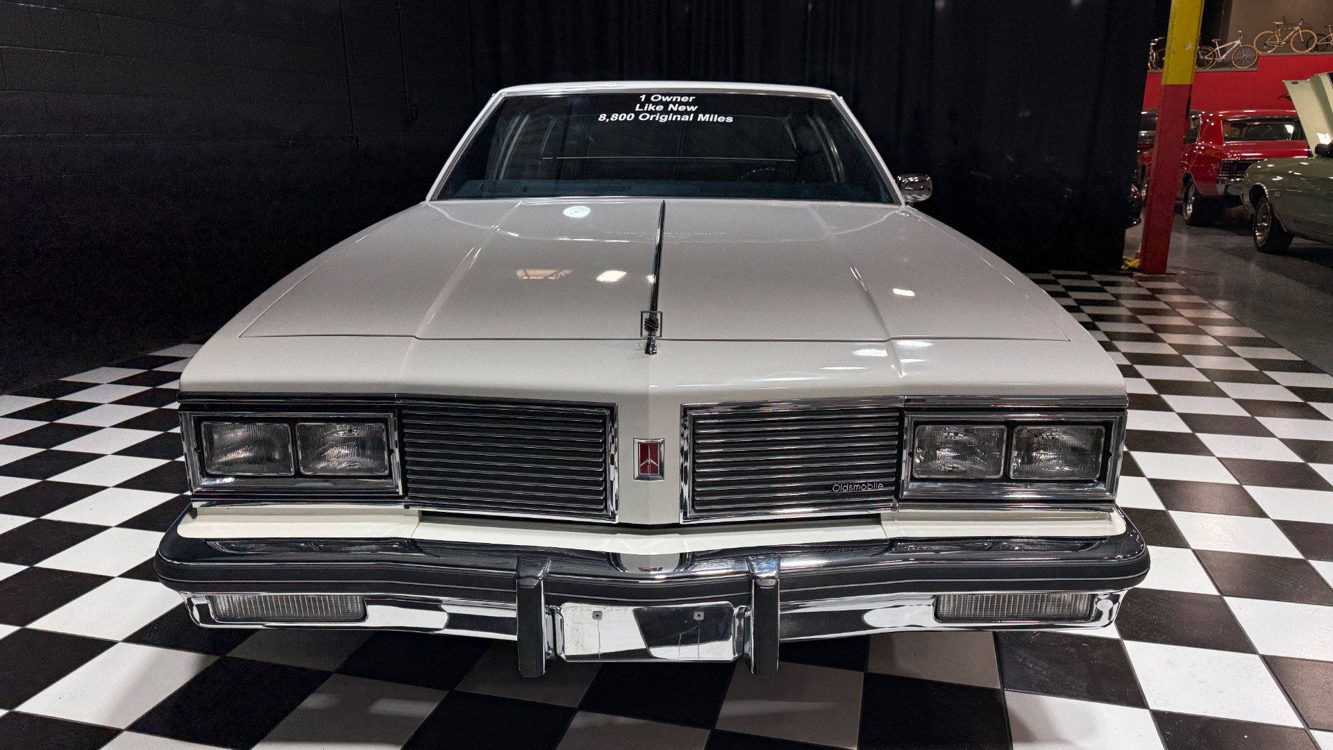 1982 Oldsmobile Delta Eighty-Eight Royale 24