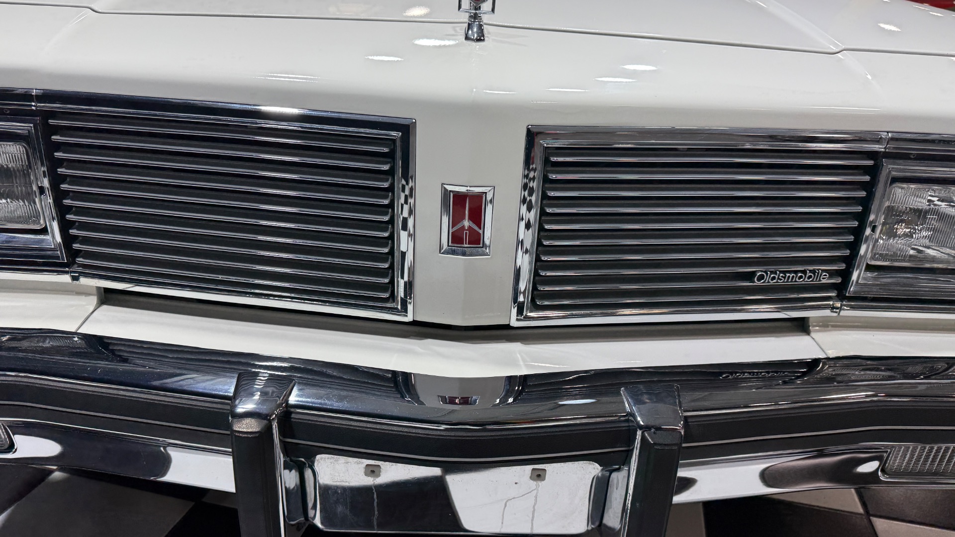 1982 Oldsmobile Delta Eighty-Eight Royale 27