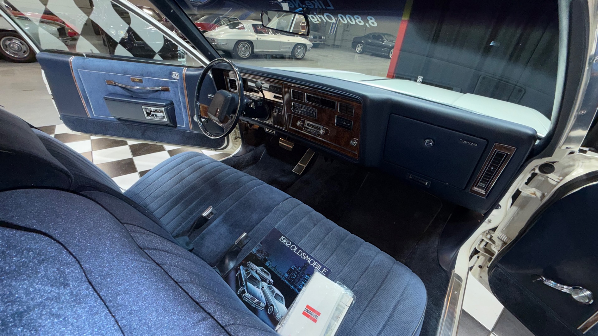 1982 Oldsmobile Delta Eighty-Eight Royale 61