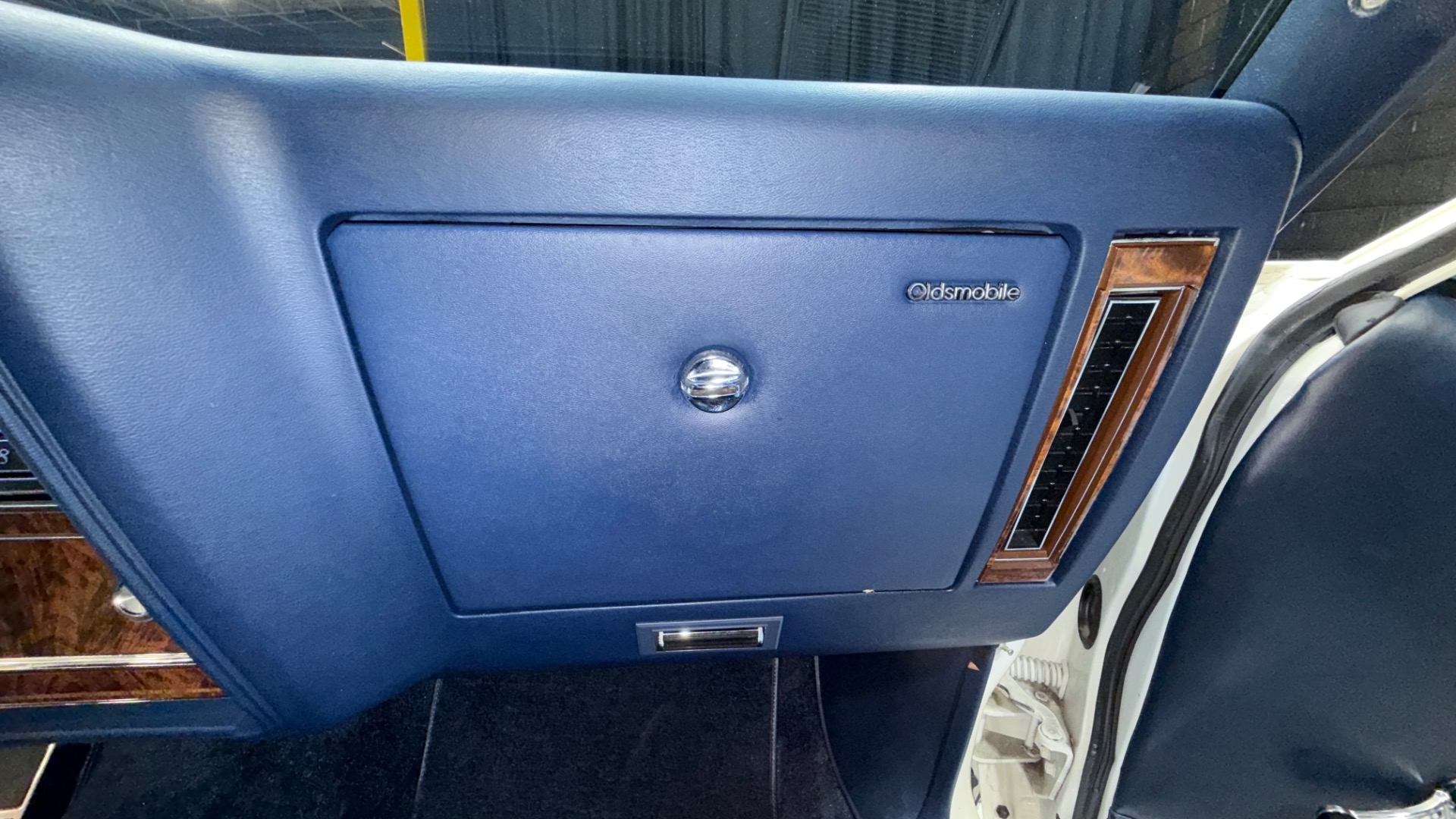 1982 Oldsmobile Delta Eighty-Eight Royale 64