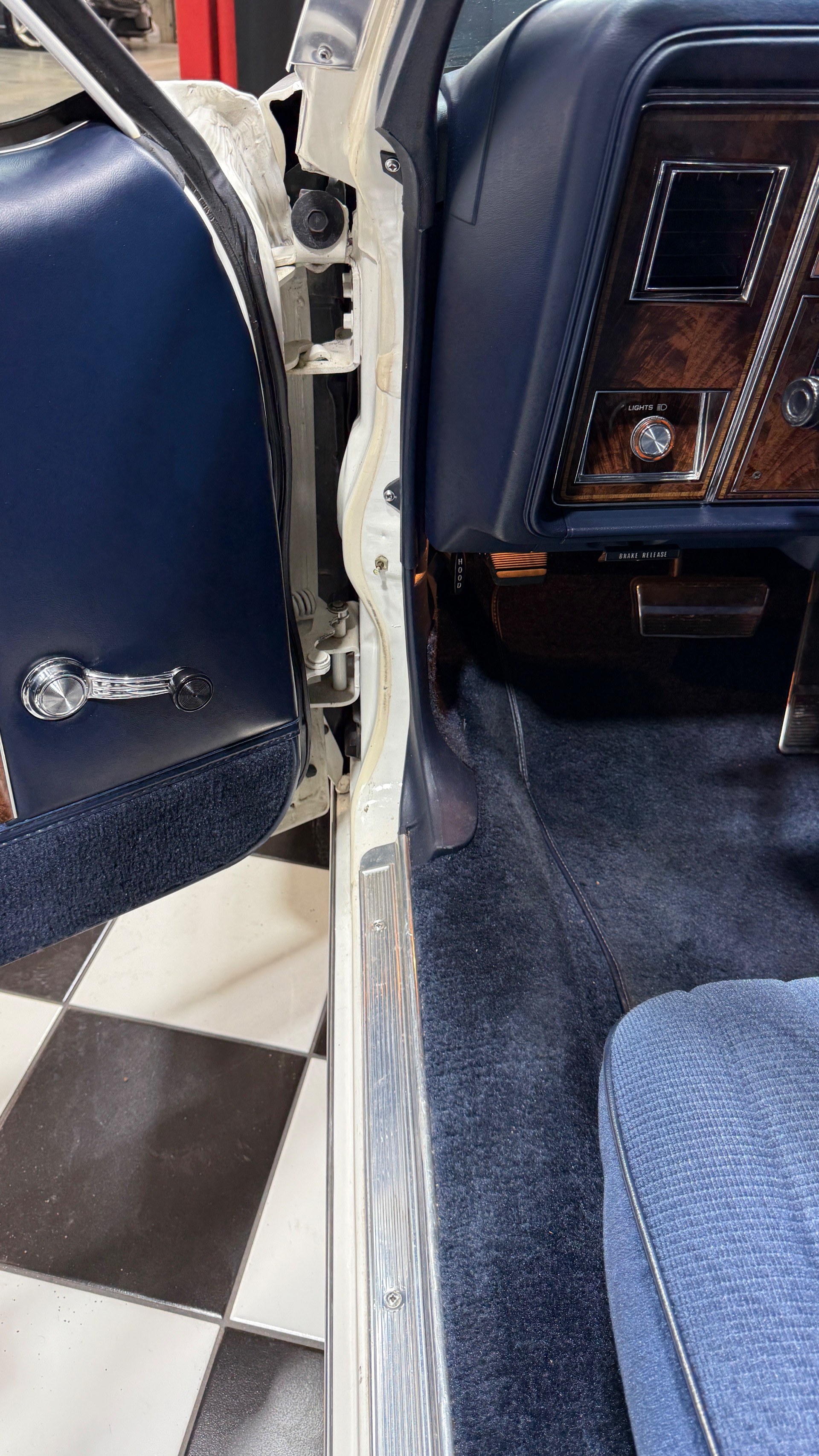 1982 Oldsmobile Delta Eighty-Eight Royale 73