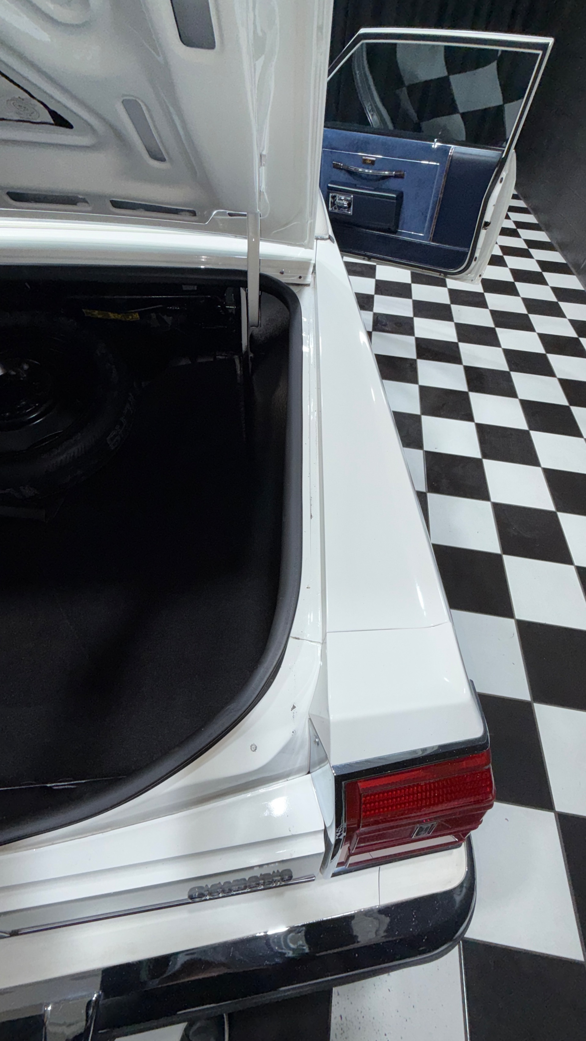 1982 Oldsmobile Delta Eighty-Eight Royale 96