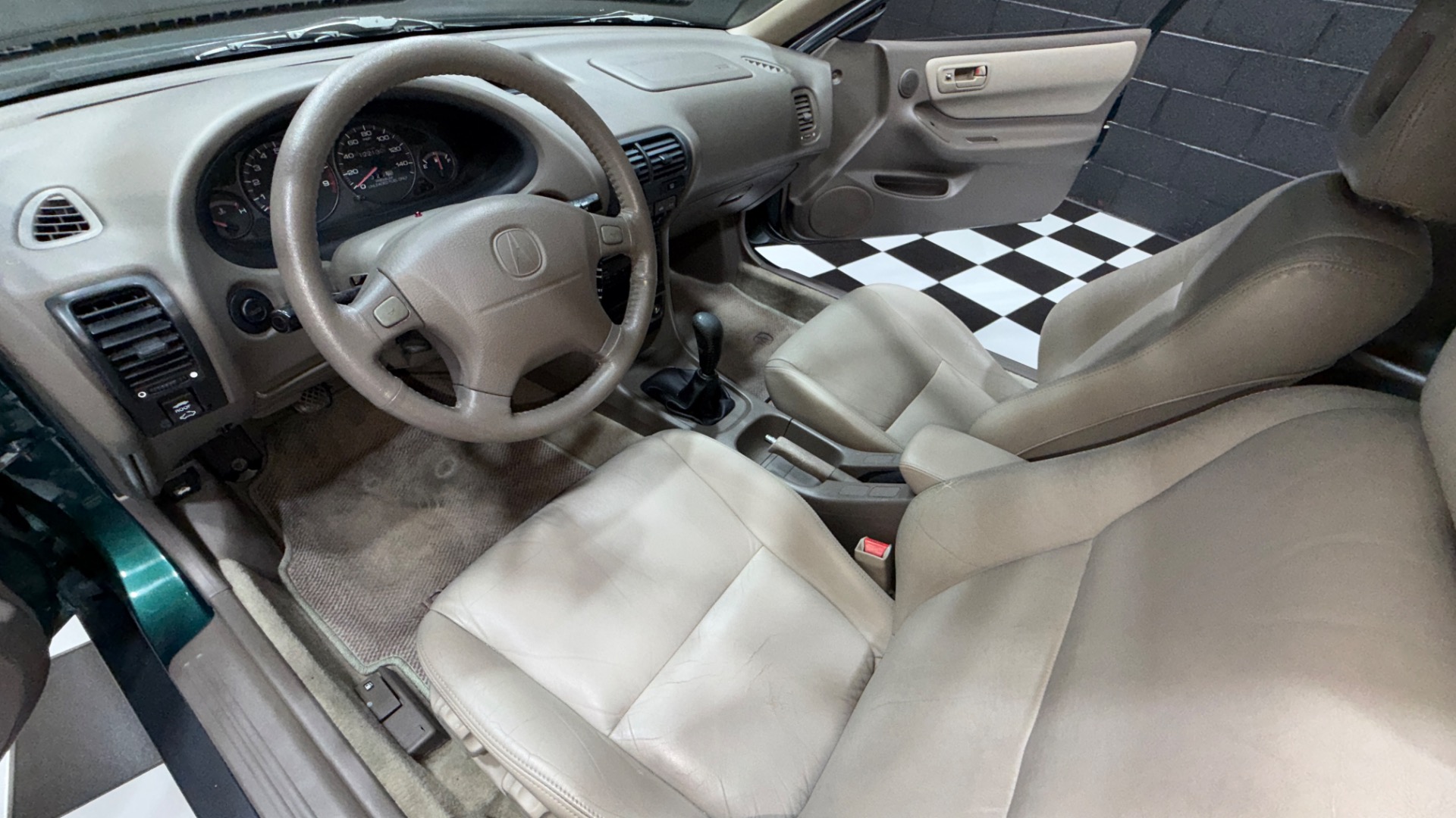 2000 Acura Integra 4
