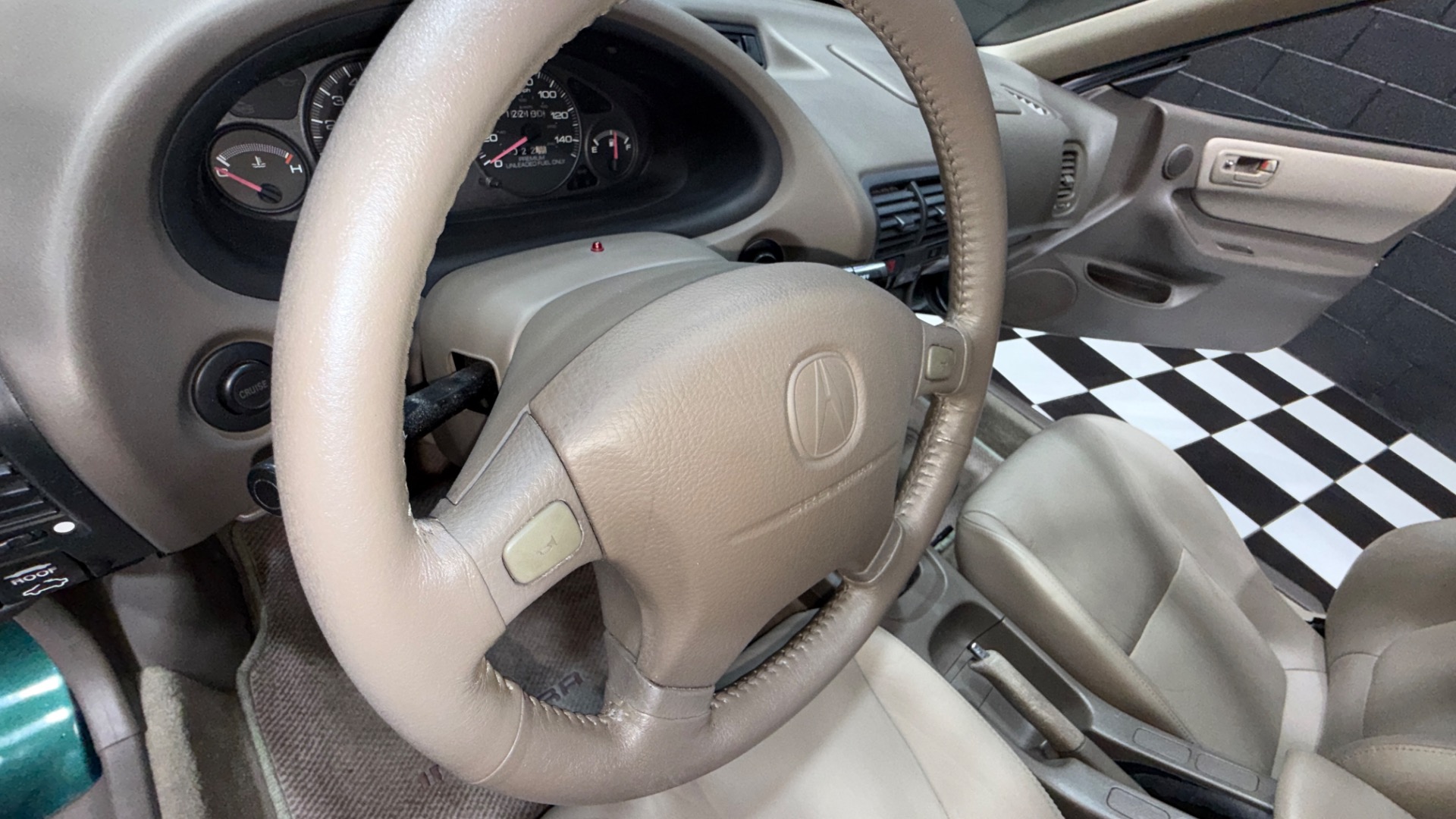 2000 Acura Integra 65