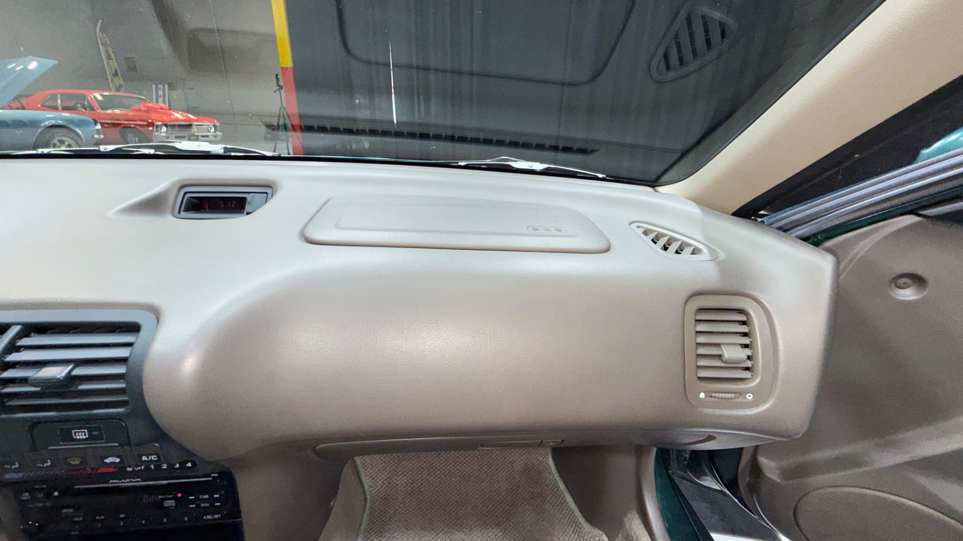2000 Acura Integra 89