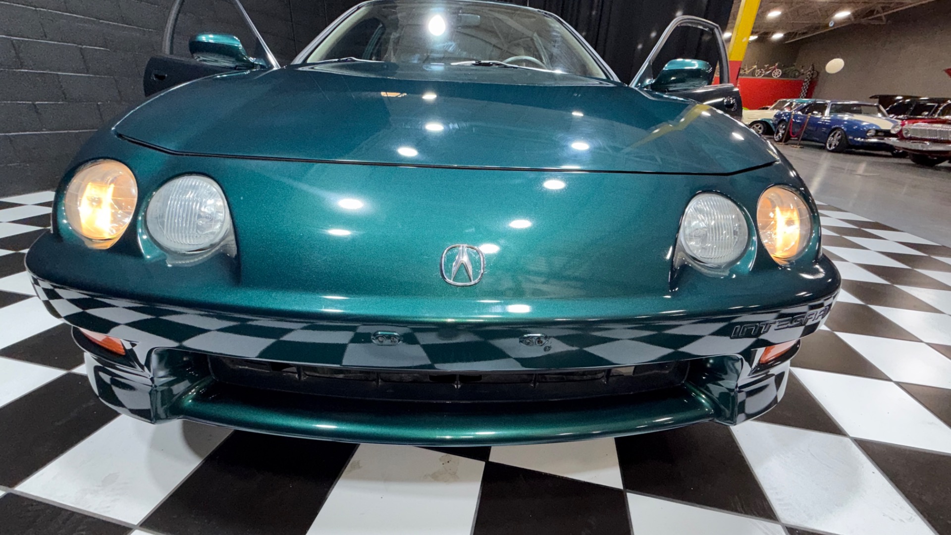2000 Acura Integra 93